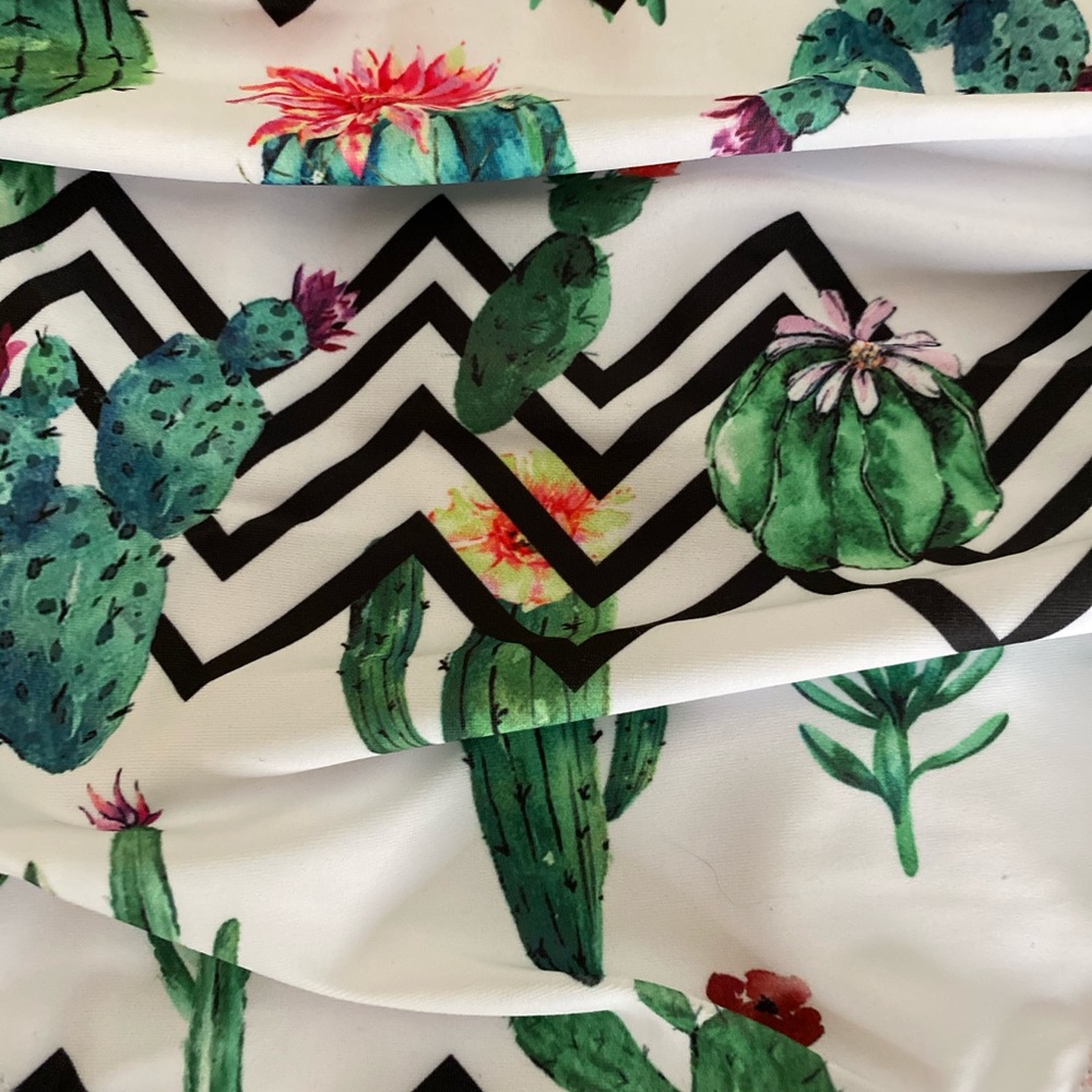 Cactus Print Ruched Bikini Set - Picture 5 of 5